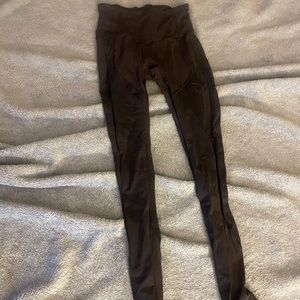 Lululemon Atrp black size 4